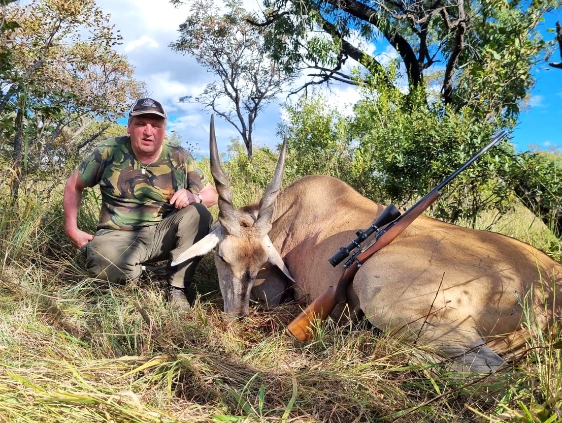 Eland Hunt.jpg