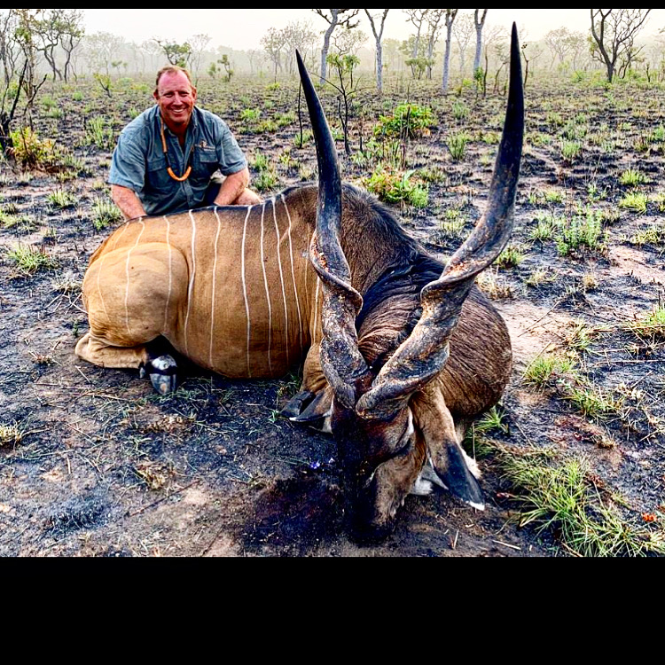 Eland monstre mike curry.JPG