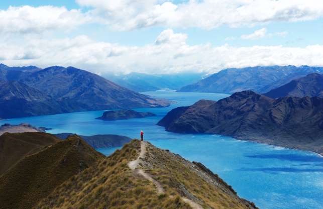 Lake Wanaka 2.jpg