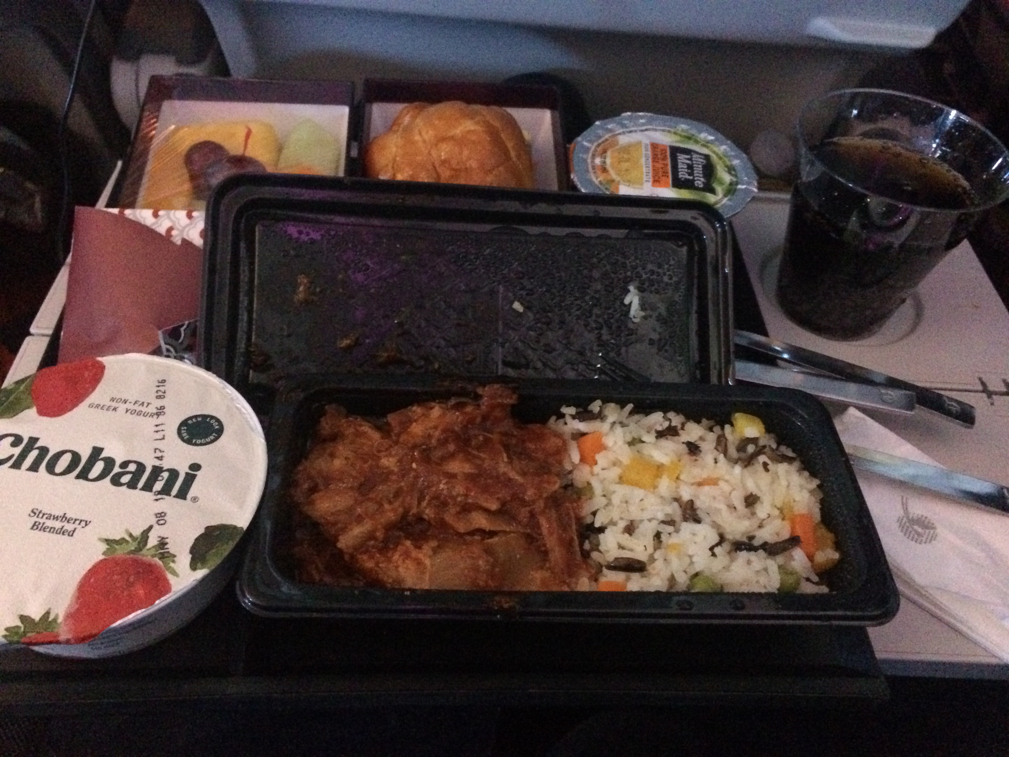 qatar airways chicken tomato meal.JPG