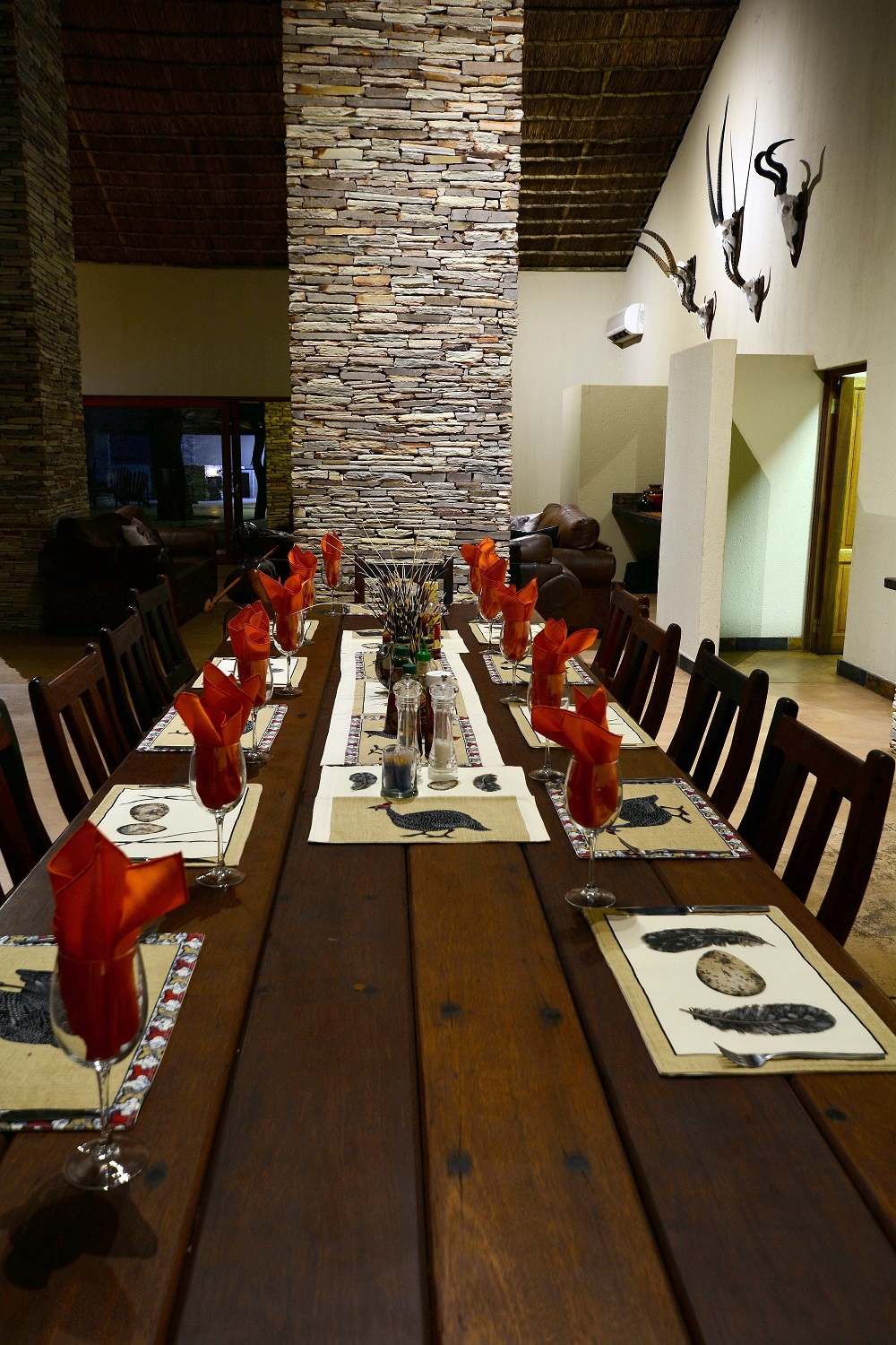 Sable valley dining room.jpg