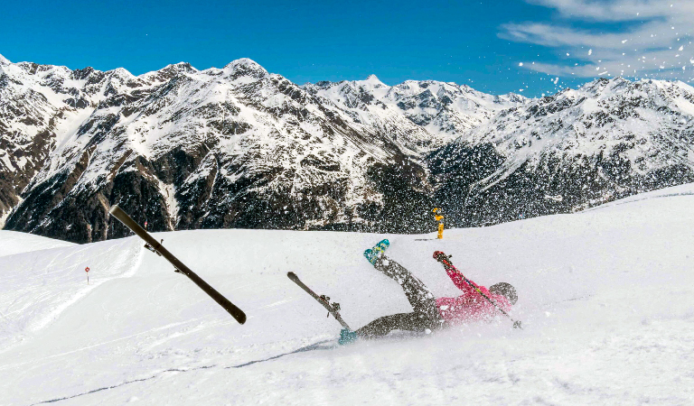 Skiing-Accident-in-Canada.jpg