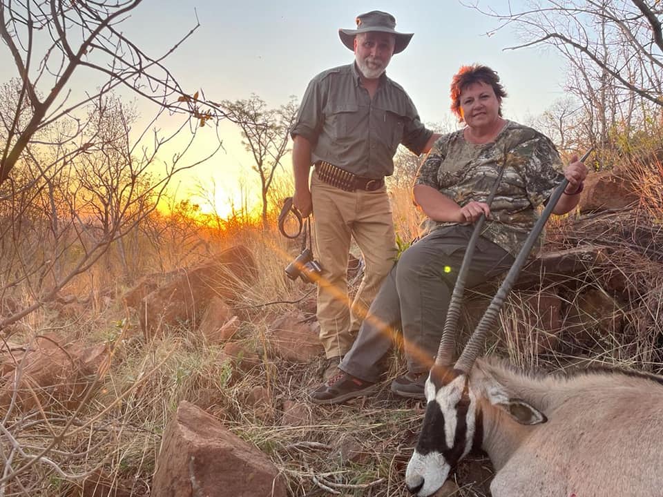 sunsetgemsbok.jpg