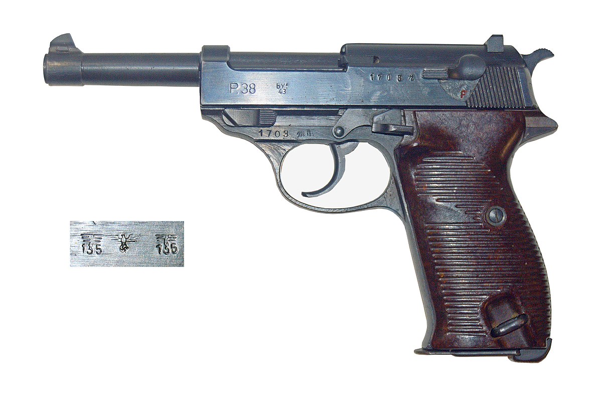 Walther_P38_Wehrmacht.jpg