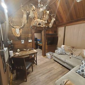 Reloading & Trophy Room