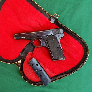 Browning 1910/1955 .380 ACP Pistol