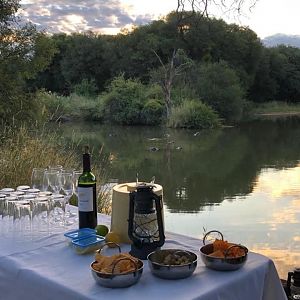 Sundowners at Monterra Safaris