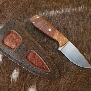 Smaller knife in Safari style