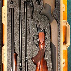 Pelican Case 1700 with Krieghoff + Blaser R8 & 2 barrels