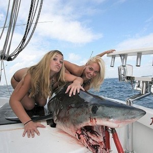 Fishing Babes