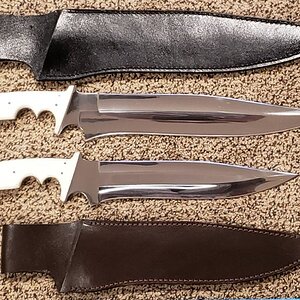 Battle Bowie Knives