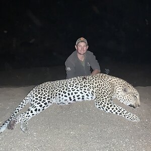 Leopard Hunting