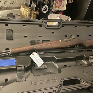 M1 Garand Rifle