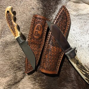 Hunting Knives