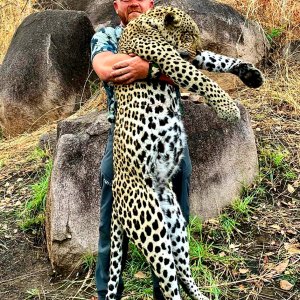 Leopard Hunt Tanzania