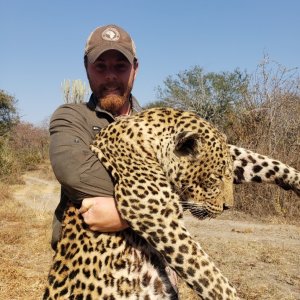 Leopard Hunt Tanzania