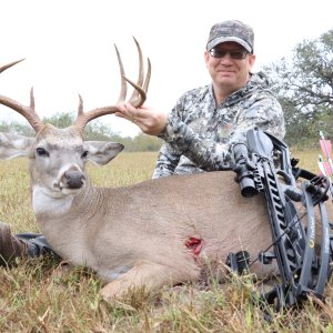 Whitetail Deer Bow Hunt