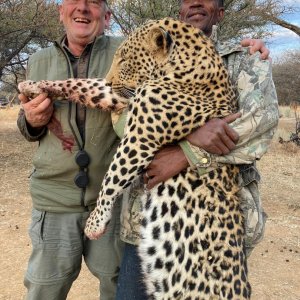 Leopard Hunting Namibia