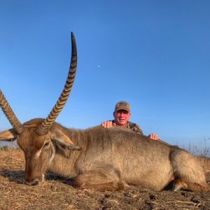 Waterbuck Hunt Mozambique