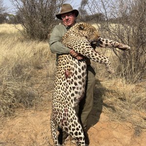 Leopard Hunt Botswana