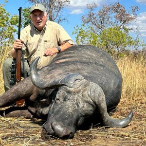 Buffalo Hunt Zimbabwe