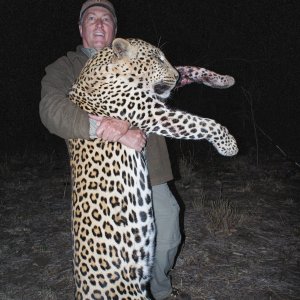 Leopard Hunt Zimbabwe