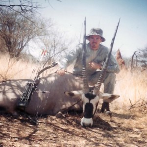 Bowhunting Gemsbok in Namibia