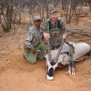 Bowhunting Gemsbok in Namibia