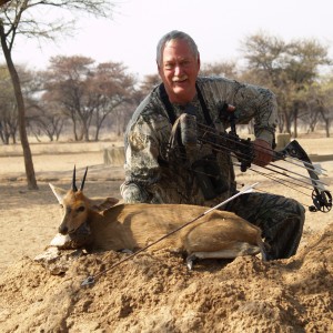 Bowhunting Duiker in Namibia