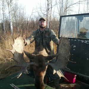 Alaskan Moose Hunt