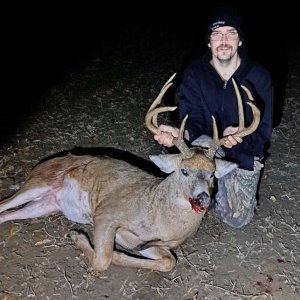 Whitetail Deer Hunt Ontario