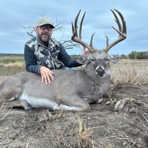 Whitetail Deer Hunt Maverick County Texas