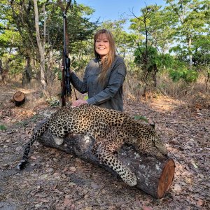 Media 'Leopard Hunting' in category 'Hunting Africa'