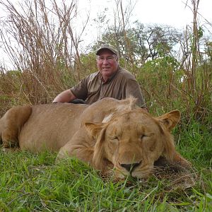 Hunting Lion in CAR