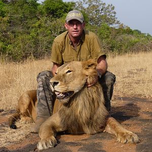 Incredible Lion hunted in CAR