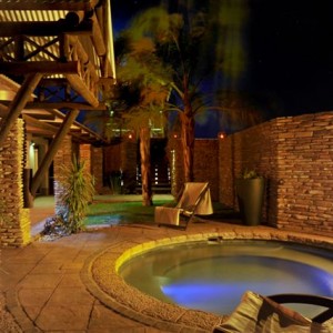 Thuru Lodge - Wintershoek Johnny Vivier Safaris in South Africa