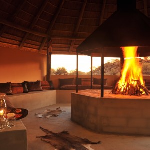 Wag n Bietjie Lodge - Wintershoek Johnny Vivier Safaris in South Africa