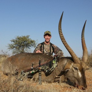 Bowhunting Waterbuck with Wintershoek Johnny Vivier Safaris in South Africa