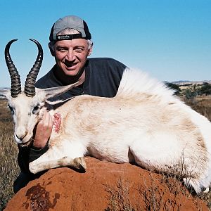 Hunting White Springbuck with Wintershoek Johnny Vivier Safaris in SA