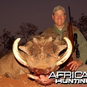 Hunting Warthog with Wintershoek Johnny Vivier Safaris in SA