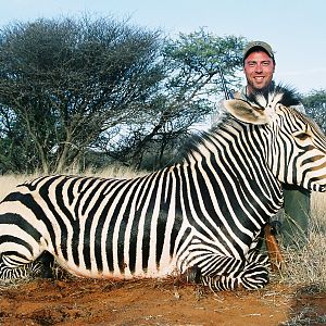 Hunting Mountain Zebra with Wintershoek Johnny Vivier Safaris in SA