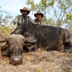 Hunting Buffalo Cow with Wintershoek Johnny Vivier Safaris in SA