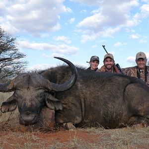 Hunting Buffalo with Wintershoek Johnny Vivier Safaris in SA