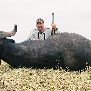 Hunting Buffalo with Wintershoek Johnny Vivier Safaris in SA