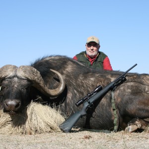 Hunting Buffalo with Wintershoek Johnny Vivier Safaris in SA