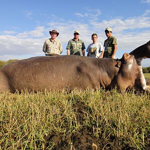 Hunting Hippo with Wintershoek Johnny Vivier Safaris in SA