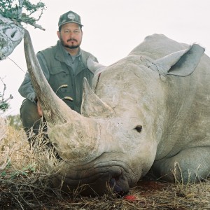 Hunting White Rhino with Wintershoek Johnny Vivier Safaris in SA