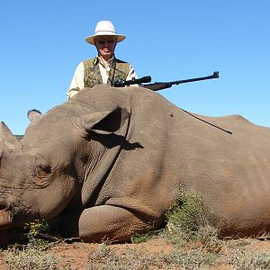 Hunting White Rhino with Wintershoek Johnny Vivier Safaris in SA