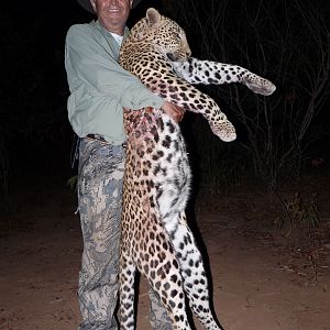 Hunting Leopard with Wintershoek Johnny Vivier Safaris in SA