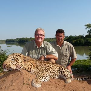 Hunting Leopard with Wintershoek Johnny Vivier Safaris in SA